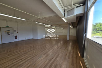 location localcommercial chaumtel 95270