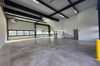 location localcommercial chessy 77700