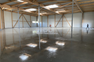 location localcommercial courtry 77181