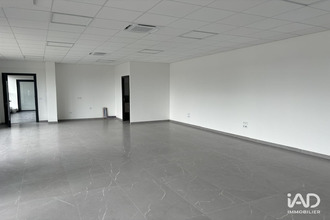 location localcommercial courtry 77181