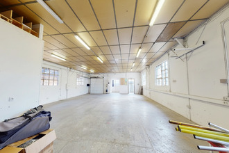 location localcommercial domene 38420