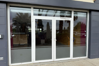 location localcommercial eguilles 13510