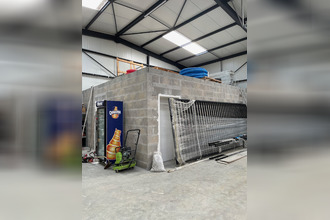 location localcommercial erbray 44110