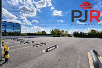 location localcommercial flevy 57365