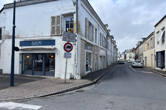 location localcommercial gennes 49350