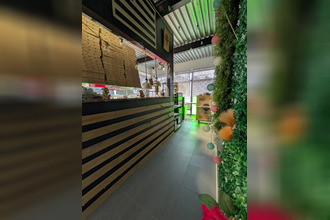 location localcommercial grand-champ 56390