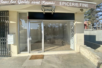 location localcommercial greoux-les-bains 04800