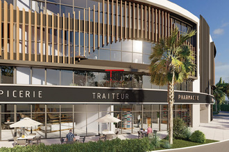 location localcommercial hyeres 83400