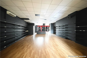 location localcommercial hyeres 83400