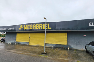 location localcommercial kourou 97310