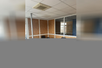 location localcommercial la-chapelle-st-luc 10600