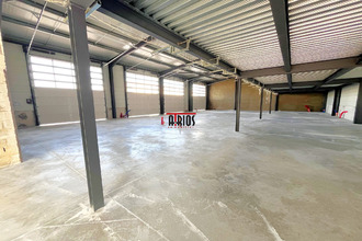 location localcommercial la-crau 83260