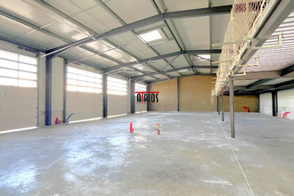 location localcommercial la-crau 83260