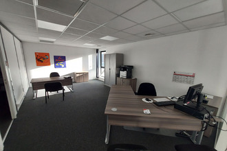 location localcommercial la-roche-sur-yon 85000