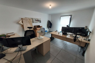 location localcommercial la-roche-sur-yon 85000