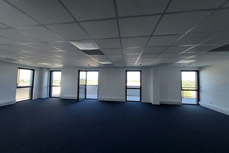 location localcommercial la-roche-sur-yon 85000