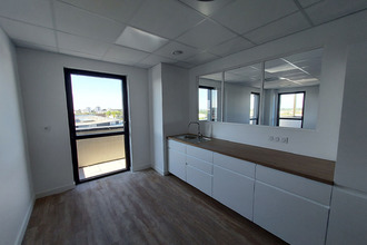 location localcommercial la-roche-sur-yon 85000