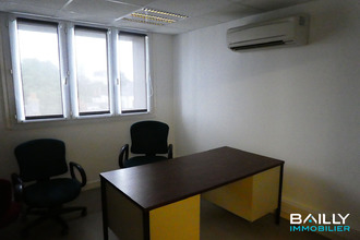 location localcommercial la-roche-sur-yon 85000