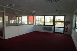 location localcommercial la-roche-sur-yon 85000