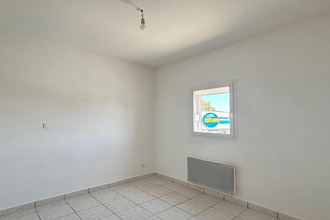 location localcommercial lambesc 13410