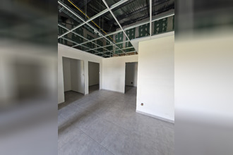 location localcommercial lamentin 97129