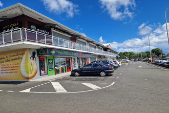 location localcommercial lamentin 97129