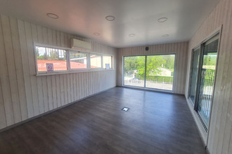 location localcommercial lamothe-mtravel 24230