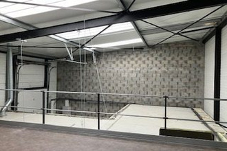 location localcommercial landaul 56690