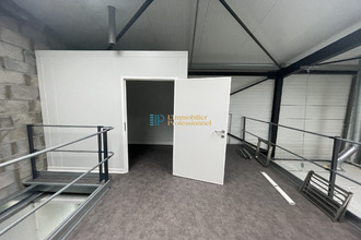 location localcommercial landaul 56690