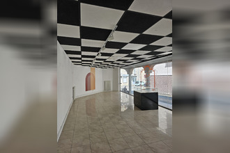 location localcommercial laval 53000