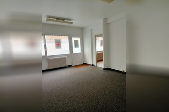 location localcommercial laval 53000