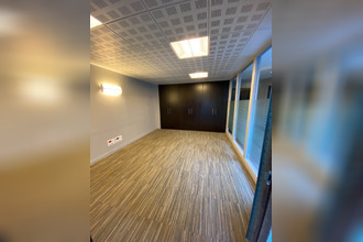 location localcommercial laval 53000