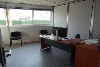 location localcommercial le-houlme 76770