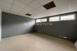 location localcommercial le-houlme 76770