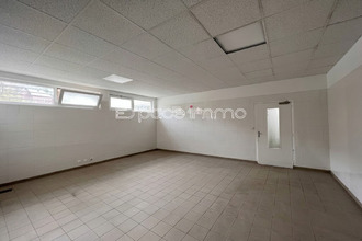 location localcommercial le-houlme 76770