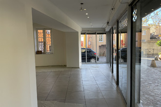 location localcommercial le-lavandou 83980