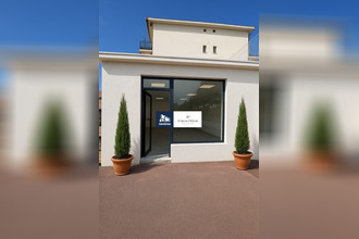 location localcommercial le-luc 83340