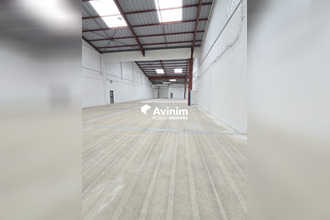 location localcommercial le-mesnil-amelot 77990