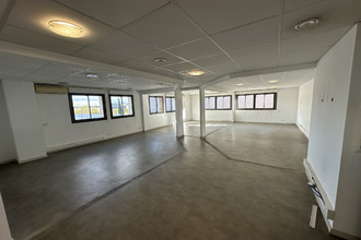 location localcommercial le-muy 83490