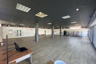 location localcommercial le-muy 83490