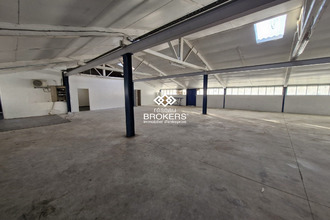 location localcommercial le-pin 77181