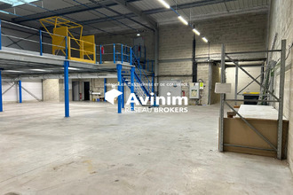 location localcommercial le-pin 77181