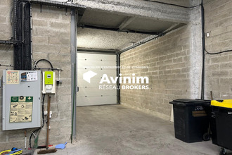 location localcommercial le-pin 77181