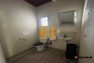 location localcommercial le-port 97420