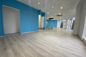 location localcommercial lens 62300