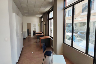 location localcommercial lens 62300