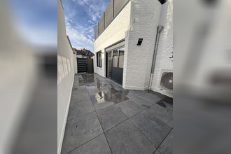 location localcommercial lens 62300