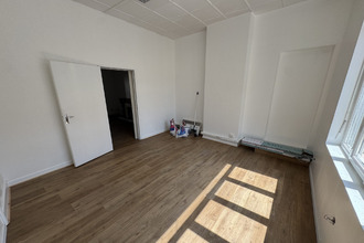location localcommercial lens 62300