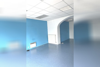 location localcommercial lens 62300