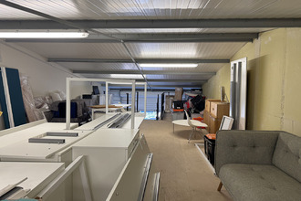 location localcommercial les-angles 30133